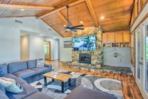 Waterfront Yantis Retreat with Deck and Zipline!