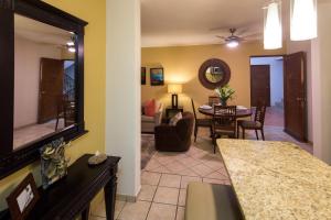 Irresistible 2BD PH Close to Beach