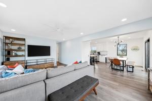 Fenwick Island -- 28 High Tide