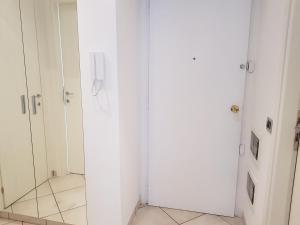 Appartements Appartement climatise avec balcon en plein centre de Menton, proche mer et commerces - FR-1-196-305 : photos des chambres