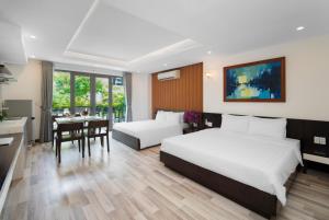 AOA Danang Beach Hotel