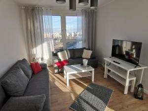 MustSEA Apartment - SEA VIEW, free parking, reception 24h