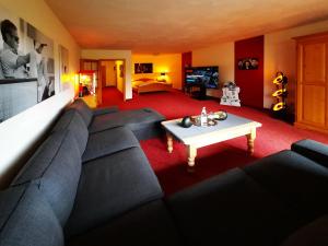 Berghotel Habbel und die Welt kann warten