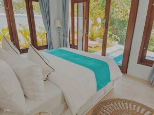 Coco Heaven Senggigi - 2 BR Private Villa with Private Pool
