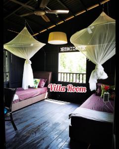 Harrera Perhentian, Long Beach
