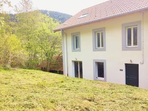 Appartements ⁂⁂ LE GRAND DUC Appartement [CLEDICIHOME] / Magnifique vue sur les montagnes / 4 KMs DE GERARDMER ! ⁂⁂ : photos des chambres