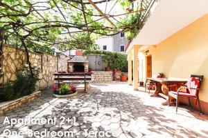 Relax Apartments - Big Terace & Grill