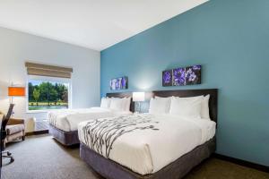 Queen Room with Two Queen Beds - Non-Smoking room in Sleep Inn Winfield - Teays Valley