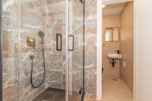 Ivka Makarska - modern and luxurious oldtown apartament
