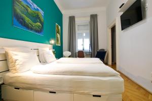 Standard Apartment by Hi5 - St. King street 16.