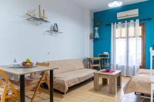 Seaside Apartment in Anissaras