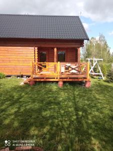 Malinowa Przystań domek drewniany z ruską banią