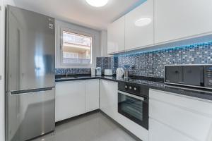 Santiago Astalavista Sea View