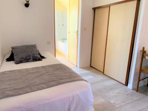 Hotels Les Camelias : photos des chambres