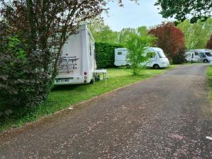 Campings Resort & Camping - Val de Braye : Emplacement nu