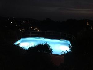 Casa di Maia, piscina, posto auto e giardino img7