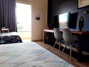 AGRADÁVEL. RESERVE !!! Universitário em formação