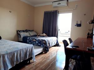 AGRADÁVEL. RESERVE !!! Universitário em formação