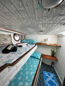 Boat & Breakfast Alicudi img15