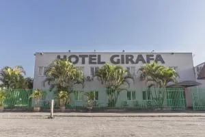 Hotel Girafa - إيتاتيايا