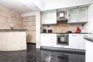 Luxury Apartments Christos