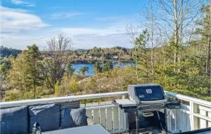 Cozy Apartment In Mandal With Wifi - Eskeland