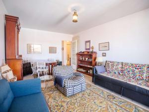 Appartement de caractère avec balcon et parking à 2 pas de la plage, centre historique de Saint-Jean-de-Luz - FR-1-4-577