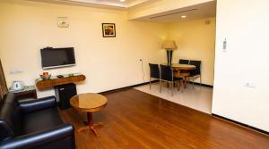 Simran Heritage(Business Hotel