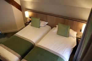 Hotels Le Mouton Blanc : photos des chambres