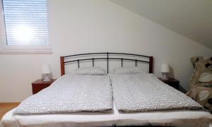 Apartmani Crikvenica 30046 - Matija