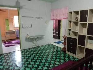 HOMESTAY AINNUR SEMARAK