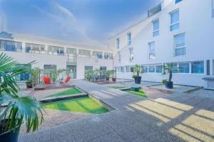 Studio meublé avec parking idéalement placé - Andoins