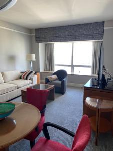 Four Seasons Hotel Miami - Luxury Private Residences