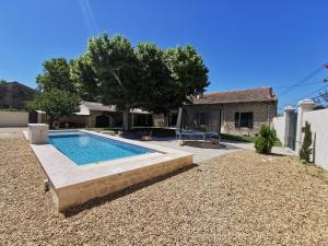 Villas Mas de caractere en Provence : Villa avec Piscine Privée