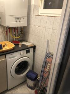 Apartament situat aproape de mare