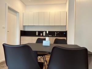 Zaro Apartments 