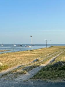 Appartements Au coeur du Bassin d'Arcachon,tres bel appartement avec terrasse : photos des chambres