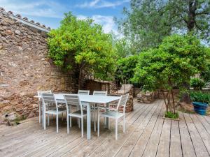 Maisons de vacances Tranquil holiday home in Cebazan with private pool : photos des chambres