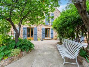 Cozy holiday home in Occitanie