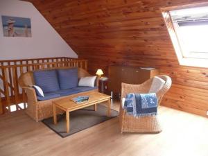 Maisons de vacances Holiday Home in Plouarzel near Sandy Beach : photos des chambres