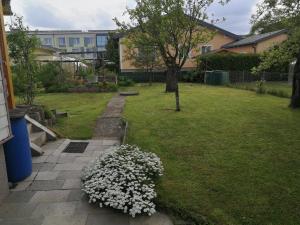 Doppelhaushälfte mit Garten