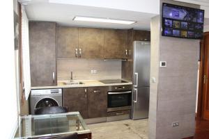 Apartamentos Zarautz Playa2, con piscina y garaje