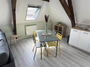 Appartements Appartement Le Saint haut Centre ville a Saint-Omer : photos des chambres