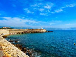 Appartement tout neuf vieil Antibes