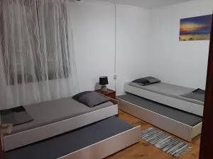 Vikendica Nina - Ðurmani