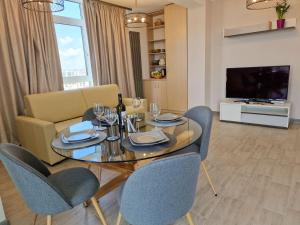 PANORAMIC ApartHotel Pool & Spa Mamaia Nord