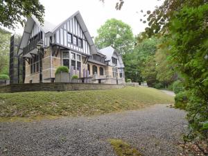 Villa with jacuzzi and infrared sauna
