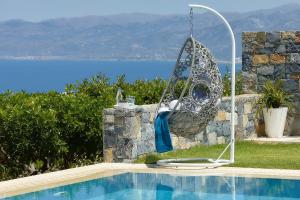 Villa Greece by Myseasight