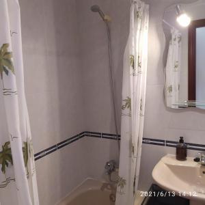 Coqueto ático con vistas al mar