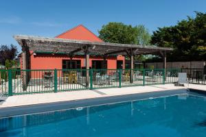 Hotels Campanile Beaune : photos des chambres